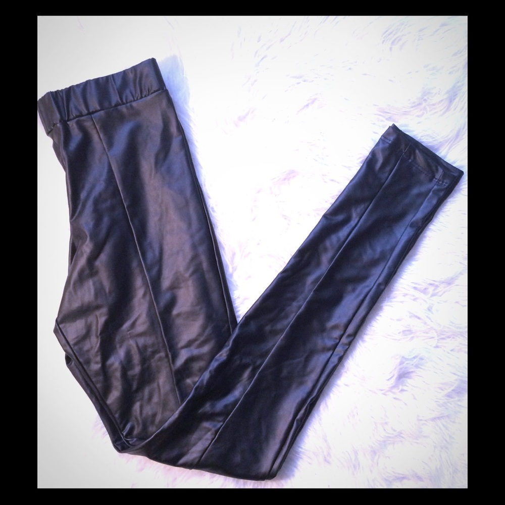 Black faux leather leggings