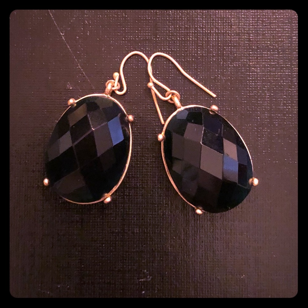 Oval dangle earrings