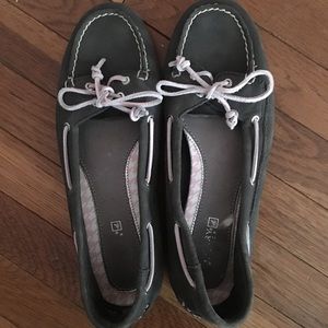 SPERRY Audrey charcoal suede size 9
