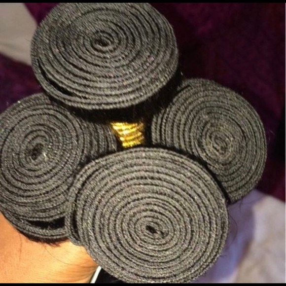 100% Virgin Hair And 100% Siberian Eyelashes - Picture 3 of 8