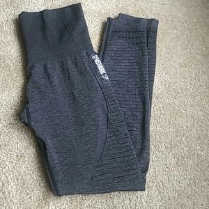 HIGH WAISTED SEAMLESS LEGGINGS