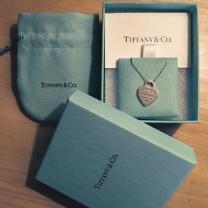 Tiffany&Co. Return to Tiffany Heart Tag Necklace M