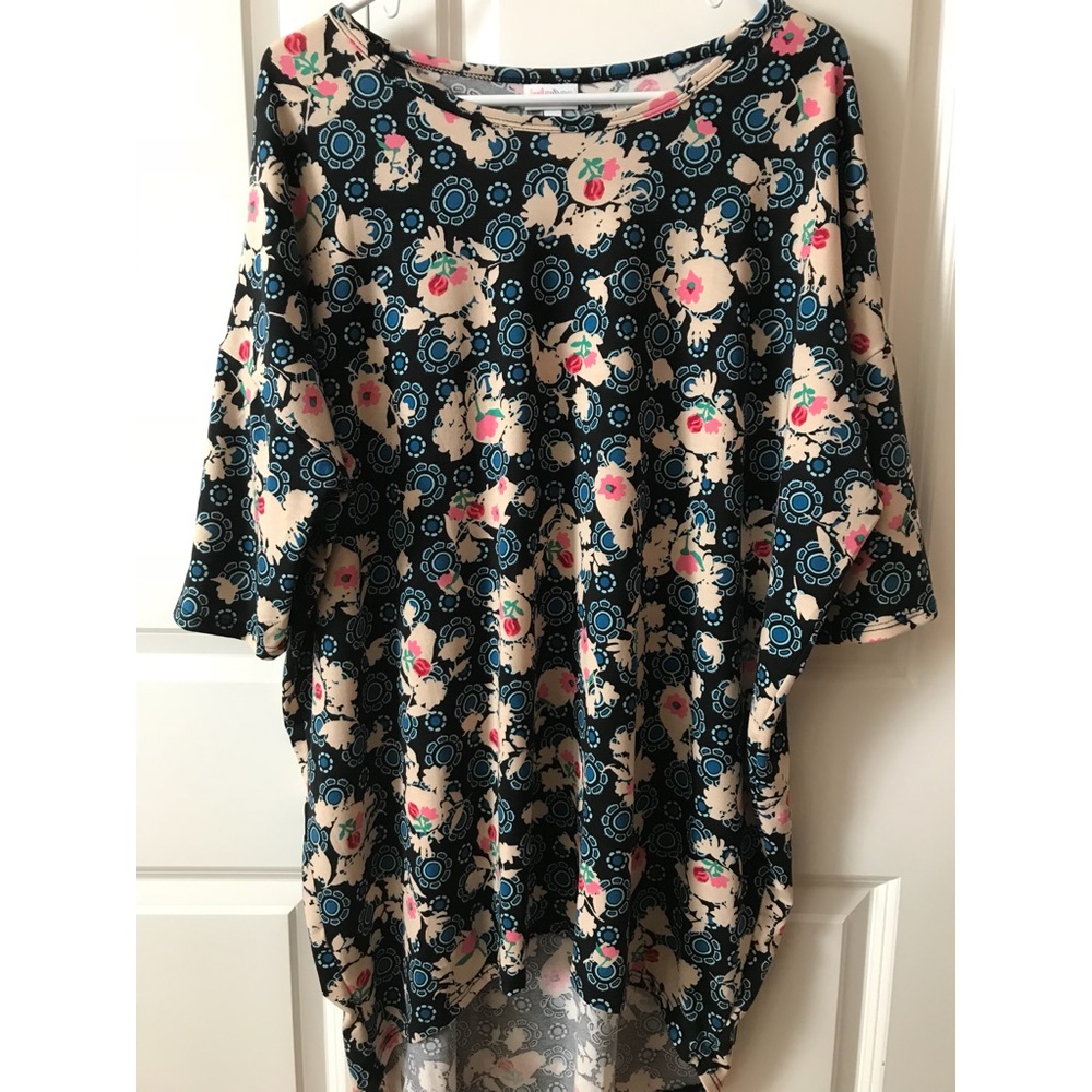 LuLaRoe Irma Top