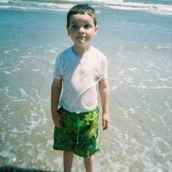 Meet your Posher, Gavin - Picture 1 of 1