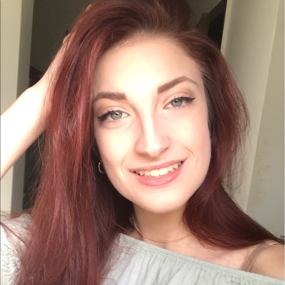 Meet your Posher, Alexandria