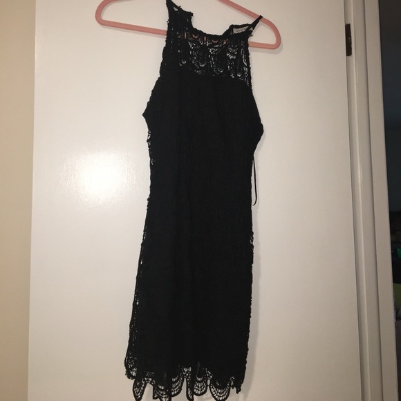 A little black dress - Picture 2 of 2