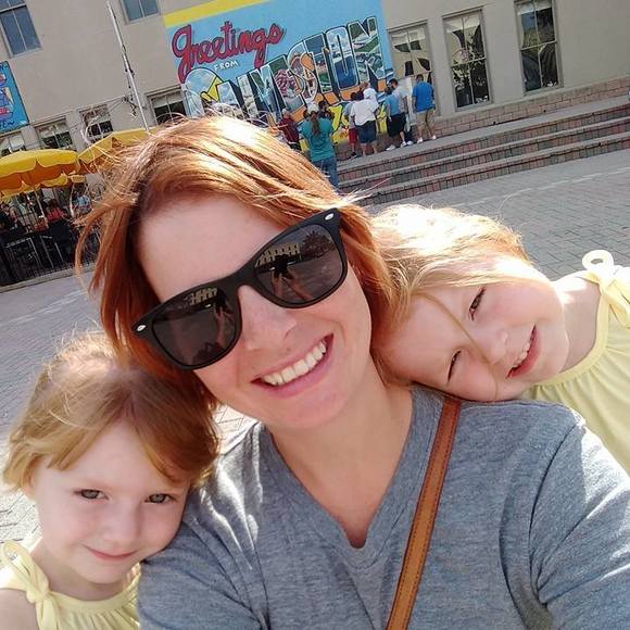 Meet your Posher, Kendra - Picture 1 of 1