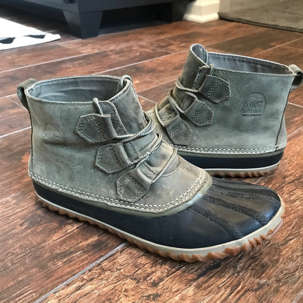 Sorel Out N About booties