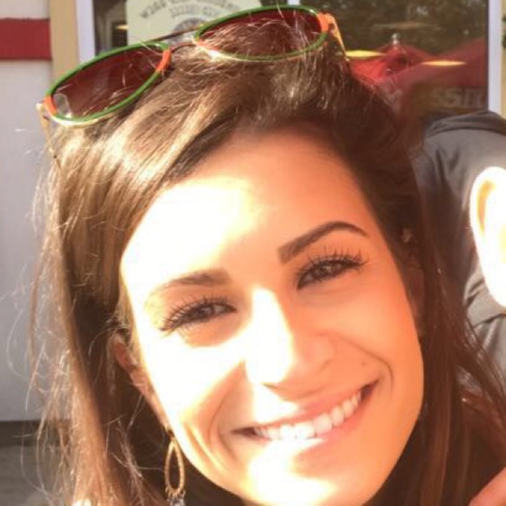 Meet your Posher, Francesca