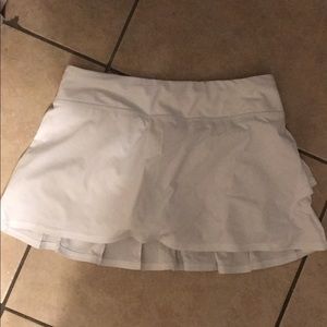 Lulu lemon tennis skirt