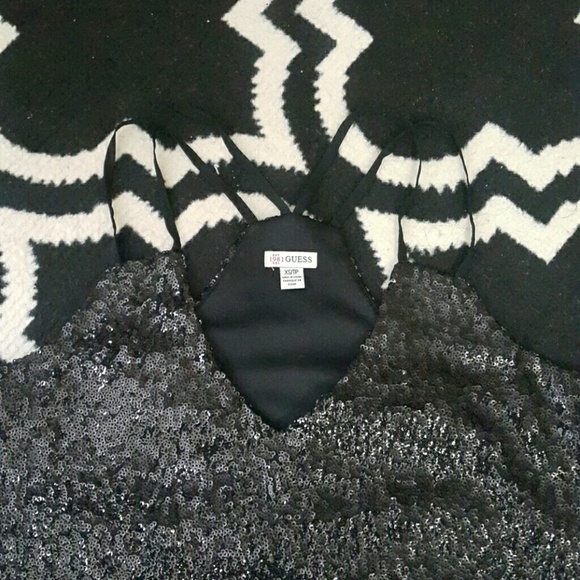 Guess sequin top - Picture 2 of 7
