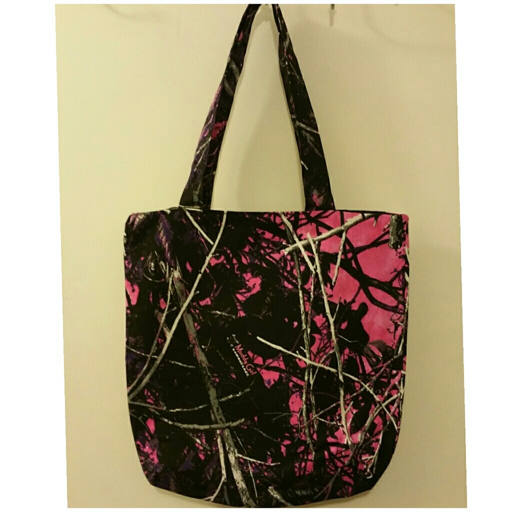 NEW MUDDY GIRL CAMO FABRIC TOTE