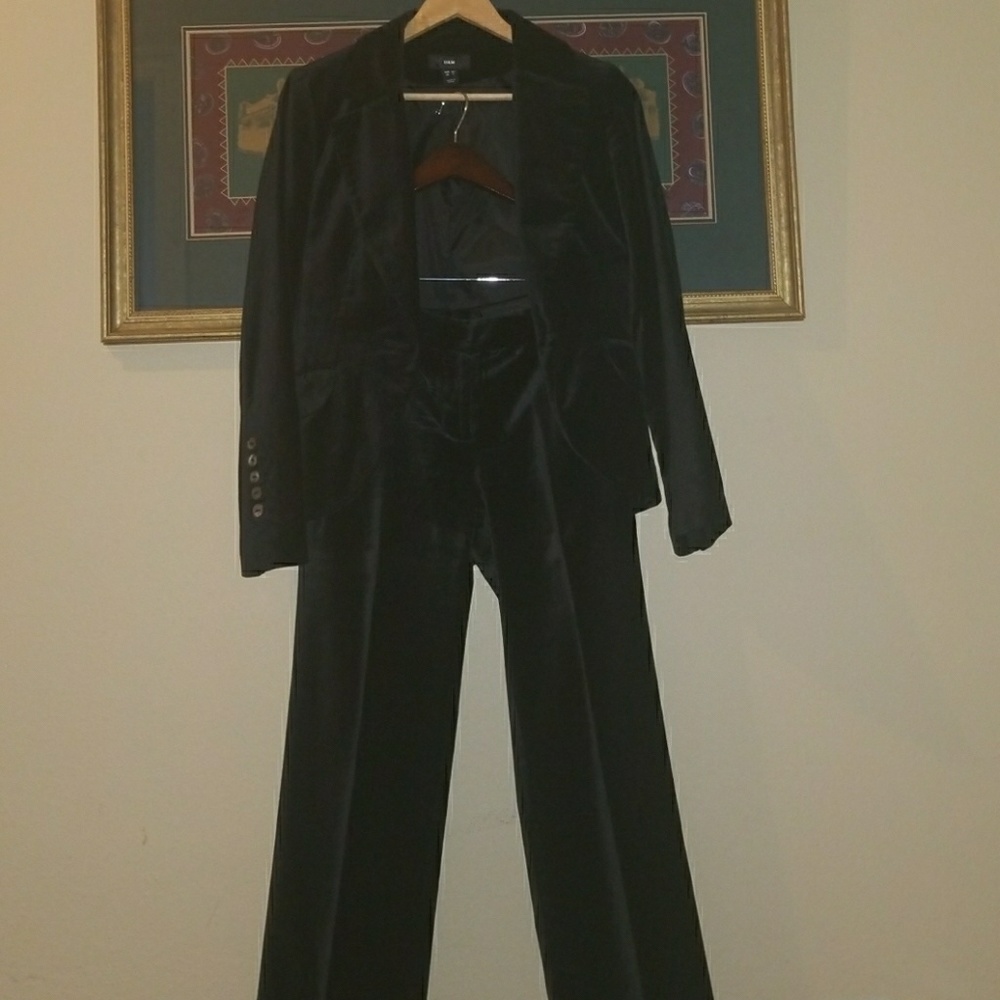 Suit