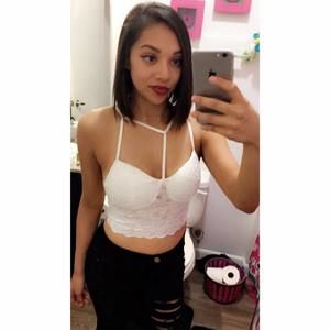 Meet your Posher, Ashley