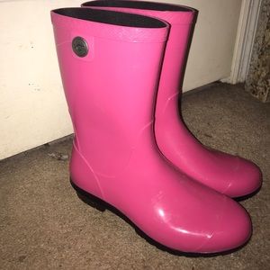 pink ugg rain boots