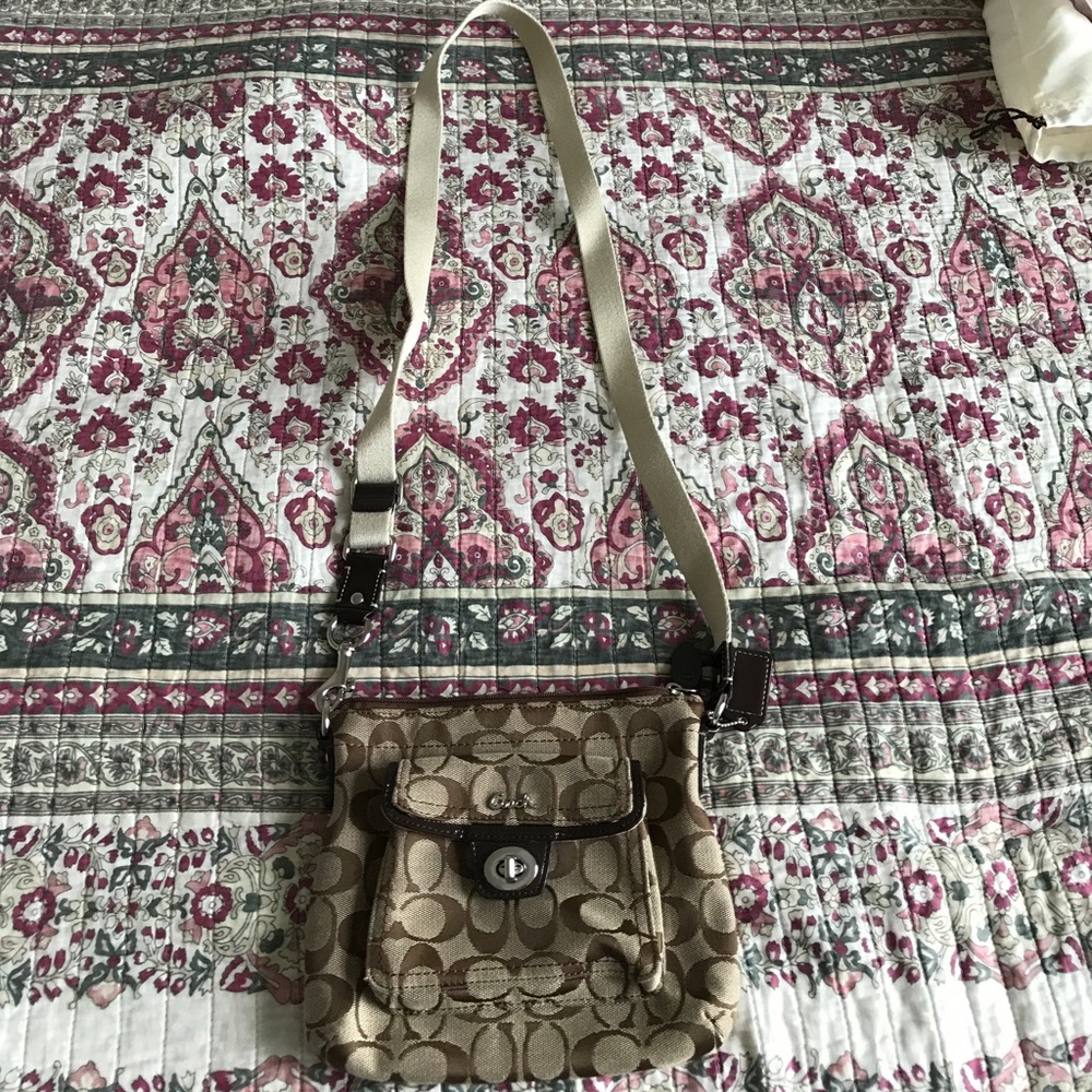 SoLD!!! One of a Kind Crossbody Coach purse!