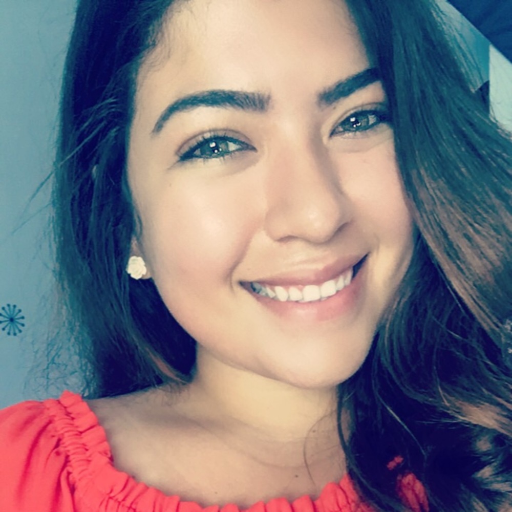 Meet your Posher, Alondra