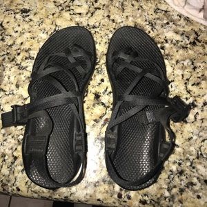 Black chacos
