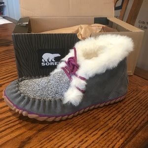 Sorel out n about moc