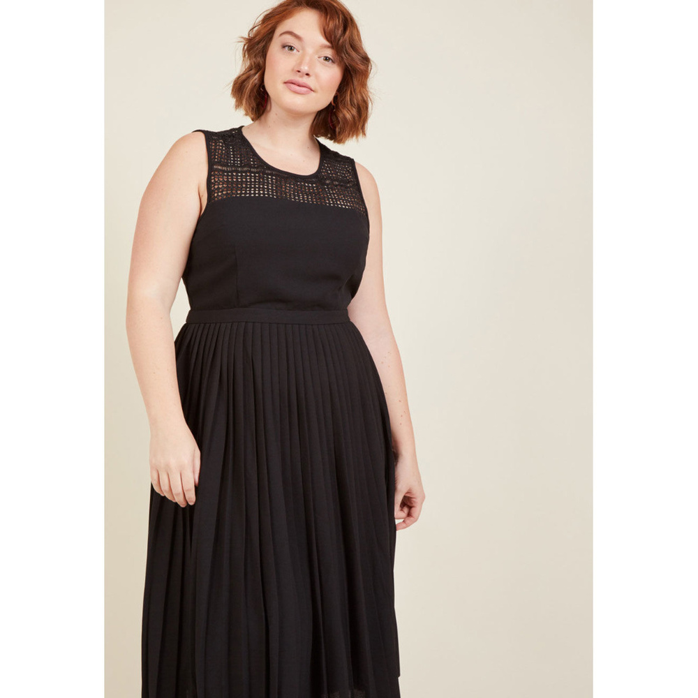 Modcloth Lace Neckline Pleated Black Midi Dress 2x