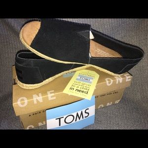 Toms peep toe