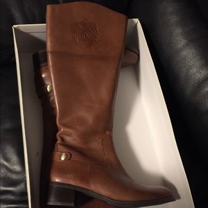 Riding boots! Minor scuff ( see pics)