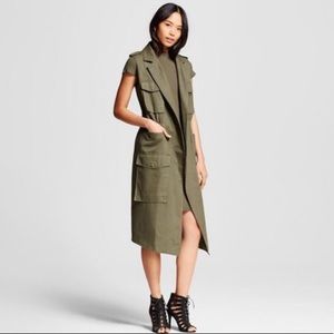 WhoWhatWear women's army sleeveless trench coat