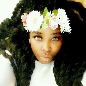 Meet your Posher, Takelia