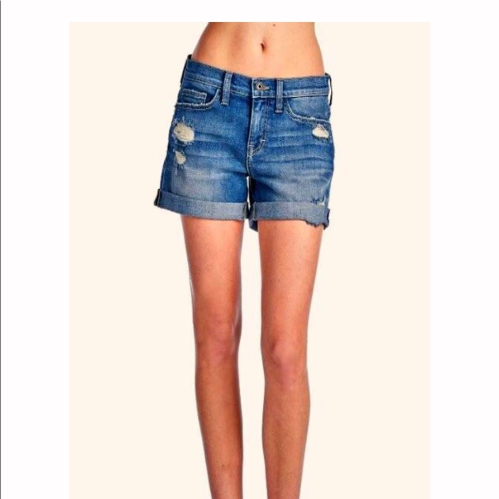 Cuffed denim shorts