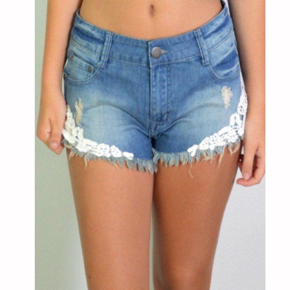 Lace trim denim shorts