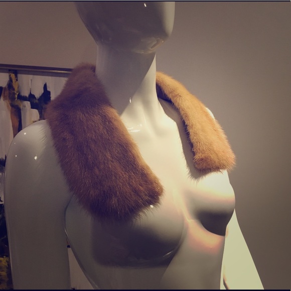 Vintage Accessories - Little vintage Fur collar with pink satin trim ⭐️
