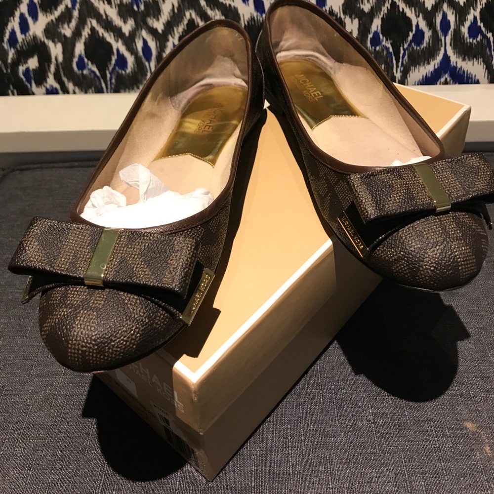 Michael Kors Flats