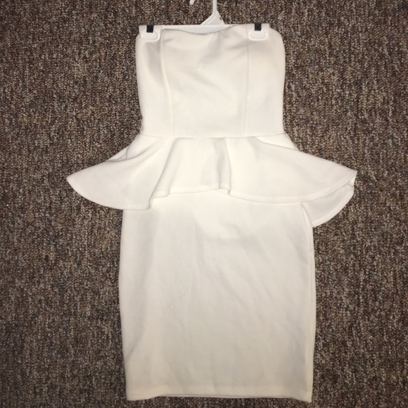 White Strapless Cocktail dress - Picture 3 of 3