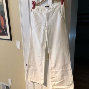 Women’s white flare leg pant.