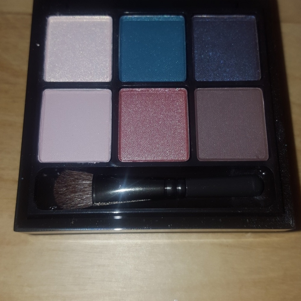 MAC Mystic eyeshadow palette