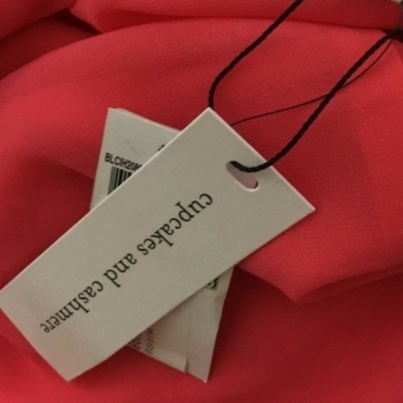 Cupcakes Cashmere Coral Ruffle Wrap Dress NWT - Picture 4 of 4