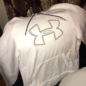 Under Armour sweatshirt