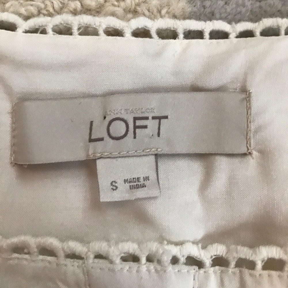 Off white eyelet dress - Picture 2 of 4