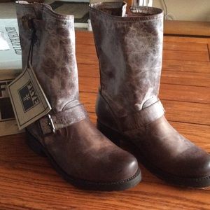 Frye Veronica Distressed Boots 6