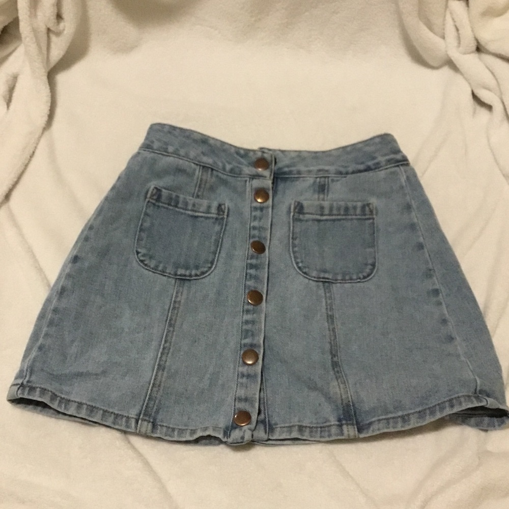 Brandy Melville skirt