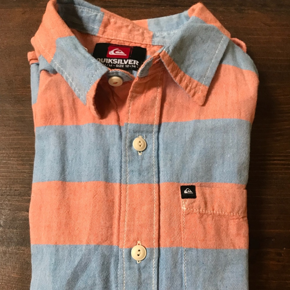 Quicksilver shirt - Picture 2 of 3