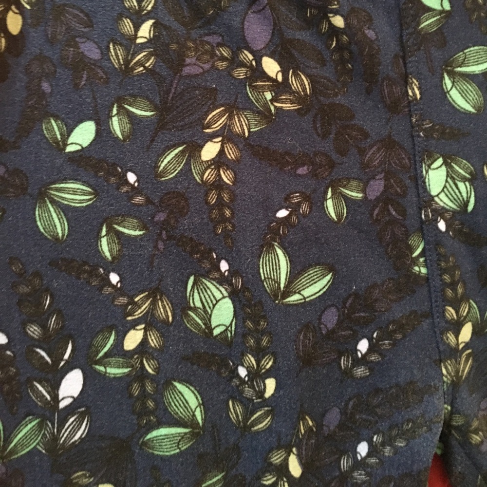 Lularoe - Picture 2 of 2