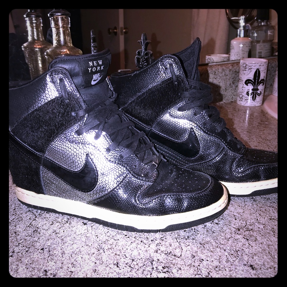 Nike Wedge New York Addition.