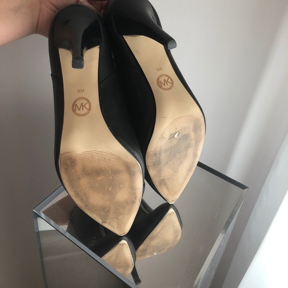 MK booties - Picture 4 of 6