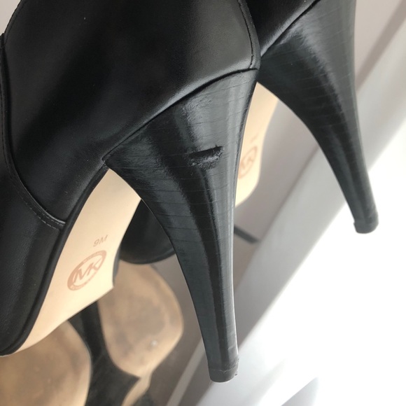 MK booties - Picture 5 of 6