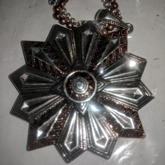 Necklace - Picture 2 of 5