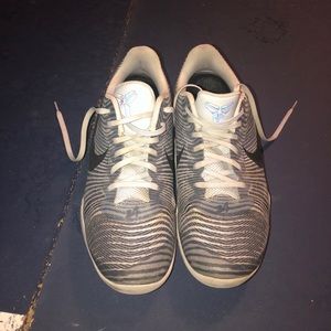 Men’s size 10.5 Kobe Bryant Mentality 2