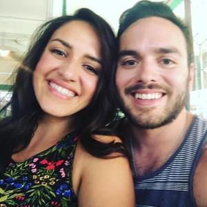 Meet your Posher, Mia