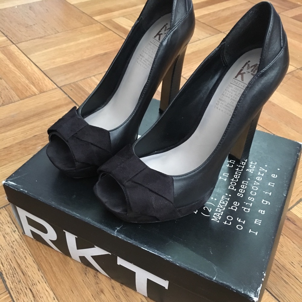 MRKT leather heels