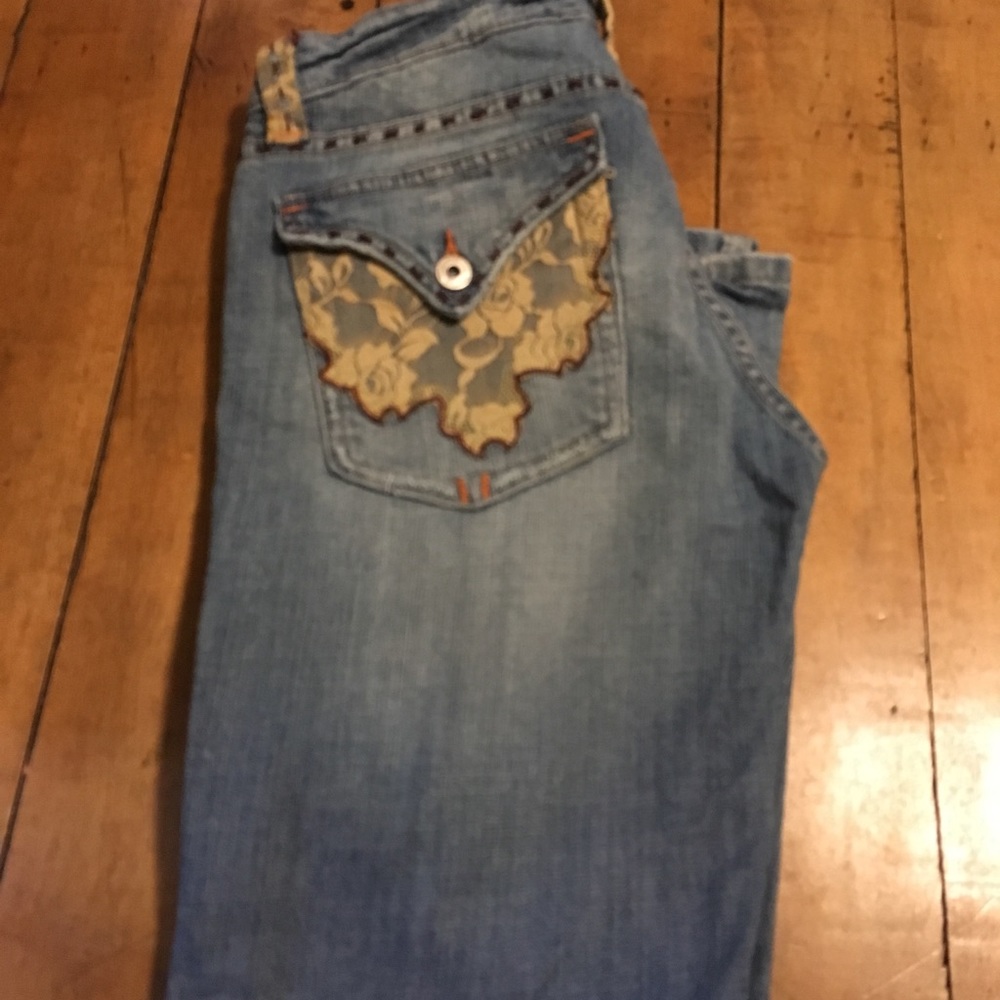 Miss Me  size 31 boot cut